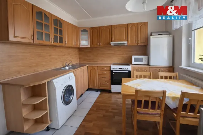 Prodej bytu 4+1, Jirkov, Alešova, 76 m2