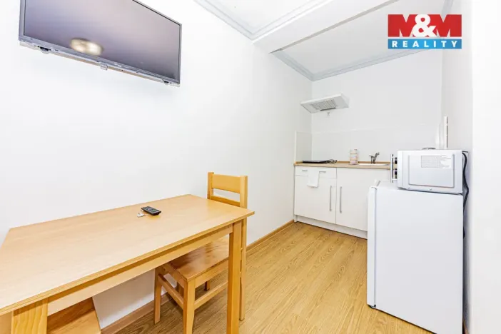Pronájem bytu 1+kk, Čáslav - Čáslav-Nové Město, Pražská, 27 m2