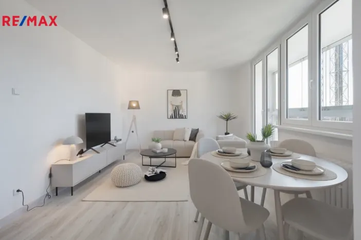 Prodej bytu 3+1, Meziboří, J. A. Komenského, 67 m2