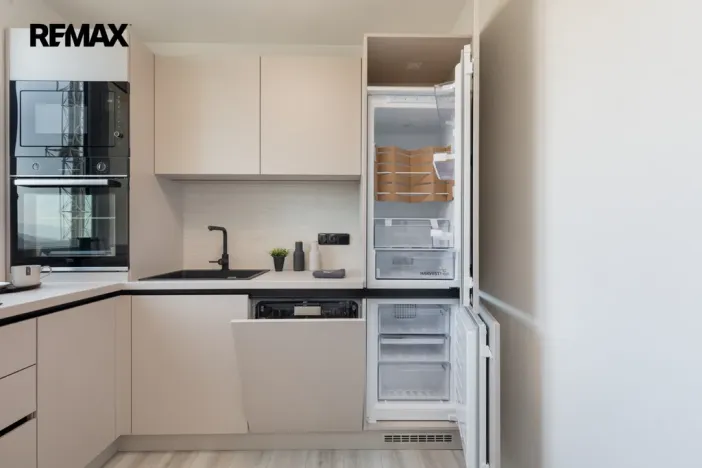 Prodej bytu 3+1, Meziboří, J. A. Komenského, 67 m2