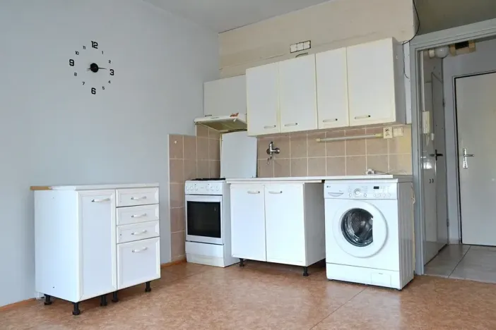 Pronájem bytu 1+1, Karlovy Vary, U Trati, 36 m2