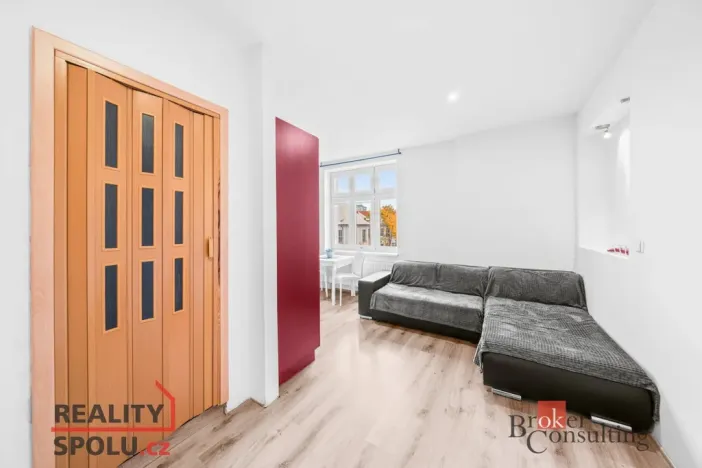 Pronájem bytu 2+kk, Plzeň - Jižní Předměstí, Politických vězňů, 57 m2