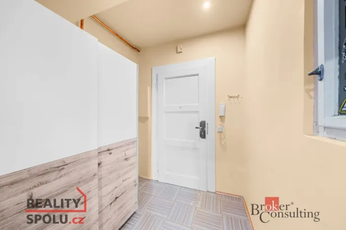 Pronájem bytu 2+kk, Plzeň - Jižní Předměstí, Politických vězňů, 57 m2