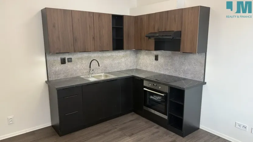 Pronájem bytu 1+kk, Třebíč, Úvoz, 30 m2