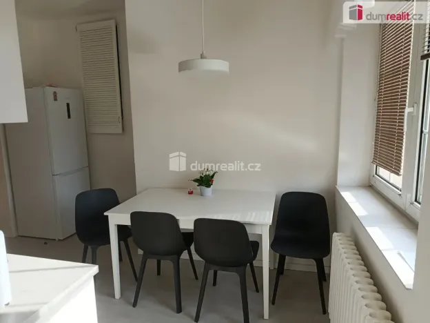 Pronájem bytu 2+1, Praha - Liboc, Jenečská, 44 m2