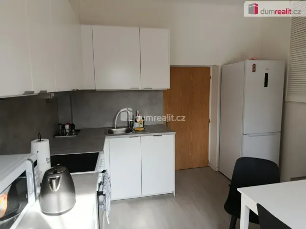 Pronájem bytu 2+1, Praha - Liboc, Jenečská, 50 m2