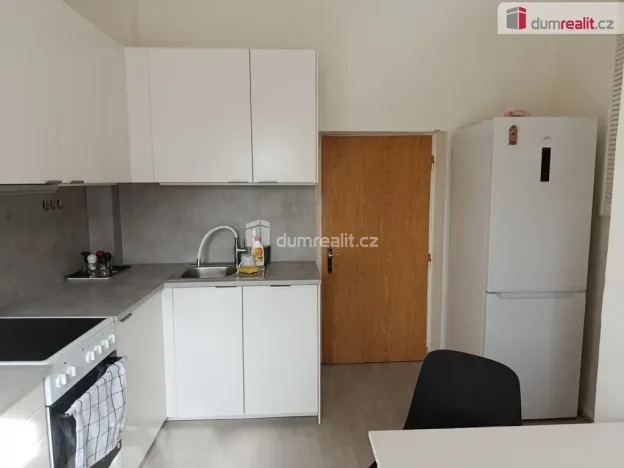 Pronájem bytu 2+1, Praha - Liboc, Jenečská, 50 m2