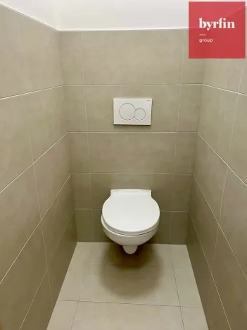 Pronájem bytu 2+kk, Opava, Ovocná, 64 m2