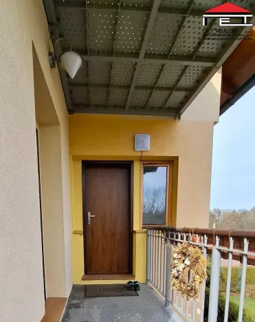 Pronájem bytu 4+1, Praha - Hostavice, Nežárská, 95 m2