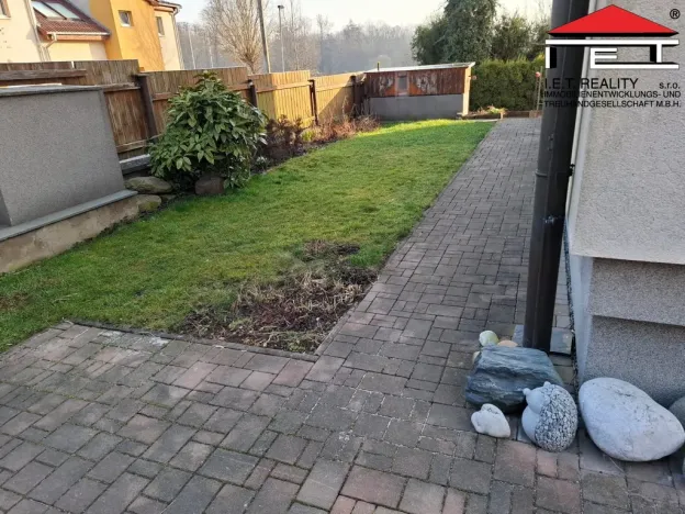 Pronájem bytu 4+1, Praha - Hostavice, Nežárská, 95 m2