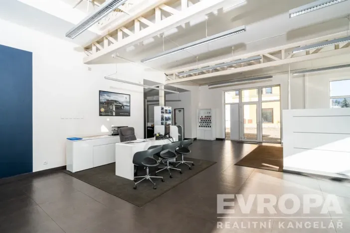 Prodej komerční nemovitosti, Vrchlabí, Pražská, 1523 m2