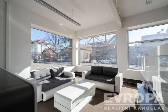 Prodej komerční nemovitosti, Vrchlabí, Pražská, 1523 m2