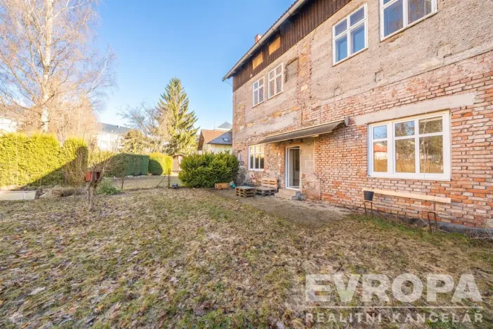 Prodej komerční nemovitosti, Vrchlabí, Pražská, 1523 m2