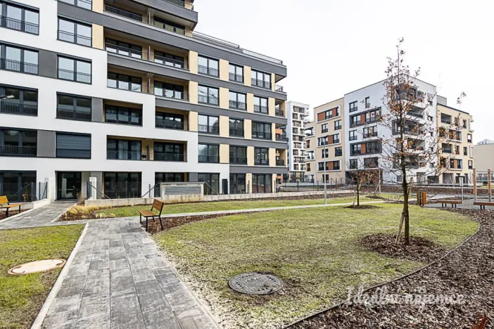 Pronájem bytu 2+kk, Praha - Hloubětín, Poděbradská, 55 m2