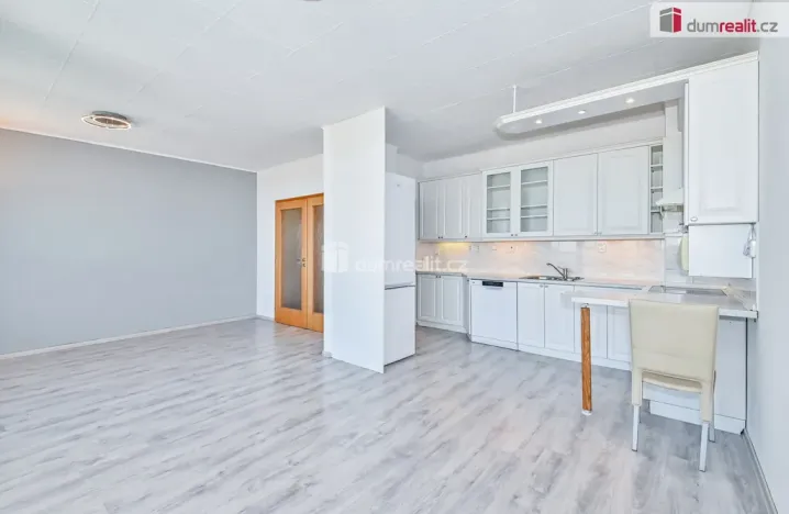 Prodej bytu 3+kk, Praha - Strašnice, Vinohradská, 78 m2