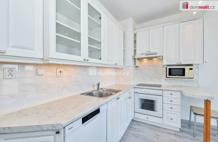 Prodej bytu 3+kk, Praha - Strašnice, Vinohradská, 78 m2