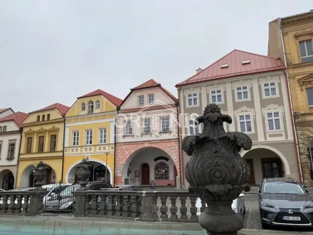 Pronájem bytu 2+kk, Kadaň, Mírové náměstí, 63 m2