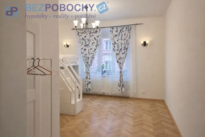 Prodej bytu 2+1, Praha, Tusarova, 67 m2