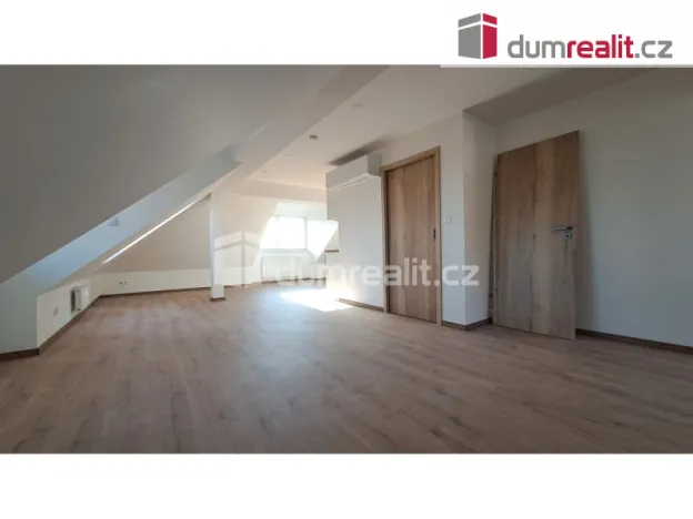 Pronájem bytu 1+kk, Praha - Krč, Nad pískovnou, 74 m2