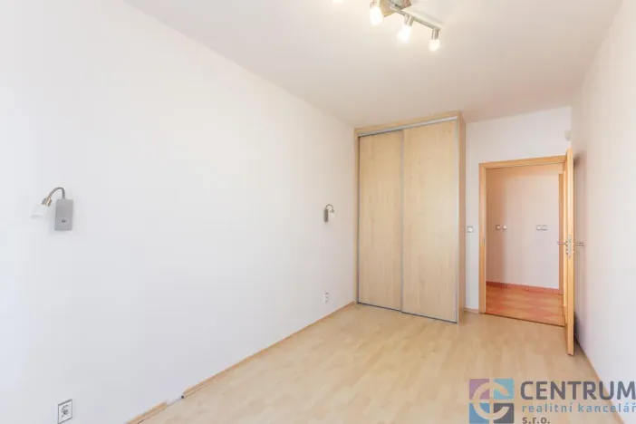 Pronájem bytu 4+kk, Praha - Braník, Gončarenkova, 87 m2