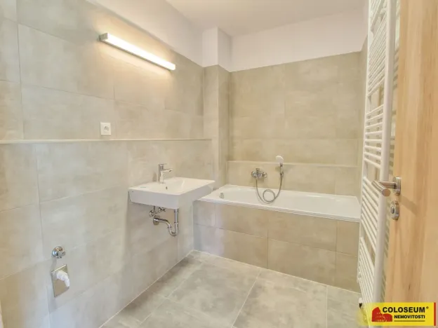 Pronájem bytu 3+kk, Znojmo, Vídeňská třída, 68 m2