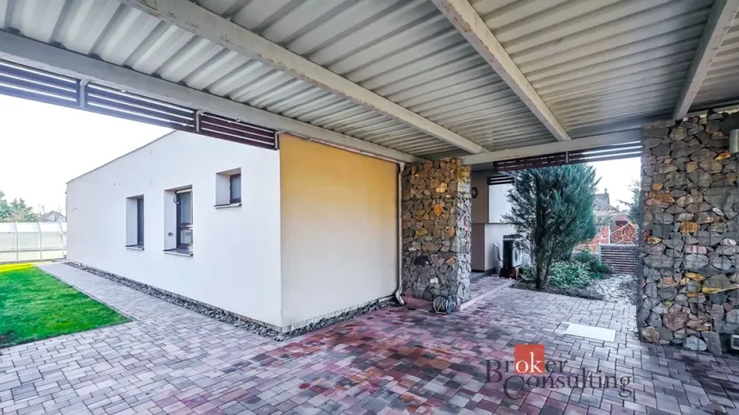 Prodej rodinného domu, Ráby, 160 m2