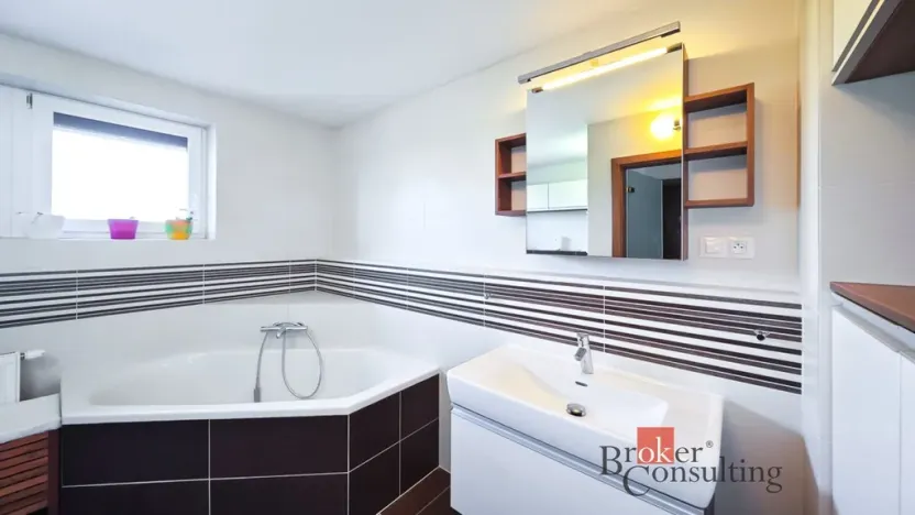 Prodej rodinného domu, Ráby, 160 m2