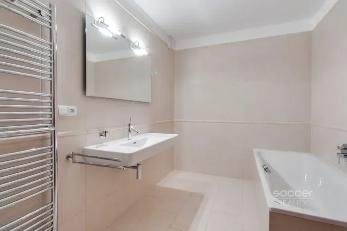 Pronájem bytu 4+kk, Praha - Břevnov, Šlikova, 120 m2