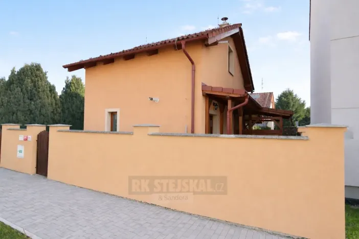 Pronájem rodinného domu, České Budějovice - České Budějovice 2, Husova tř., 52 m2