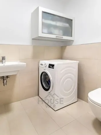 Prodej bytu 4+kk, Praha - Strašnice, Zvěřinova, 79 m2