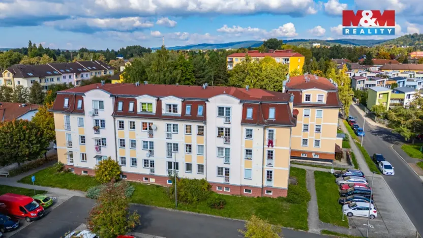 Pronájem bytu 2+kk, Mariánské Lázně - Úšovice, Kubelíkova, 47 m2
