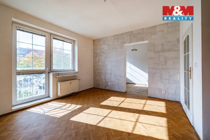Pronájem bytu 2+kk, Mariánské Lázně - Úšovice, Kubelíkova, 47 m2