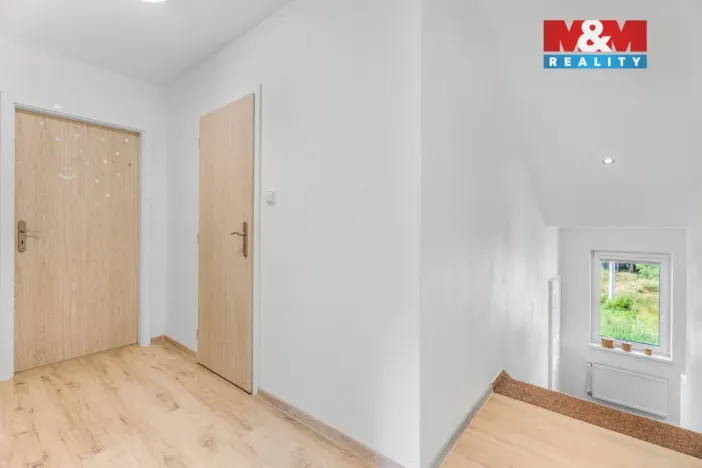 Prodej rodinného domu, Nová Ves nad Nisou, 168 m2