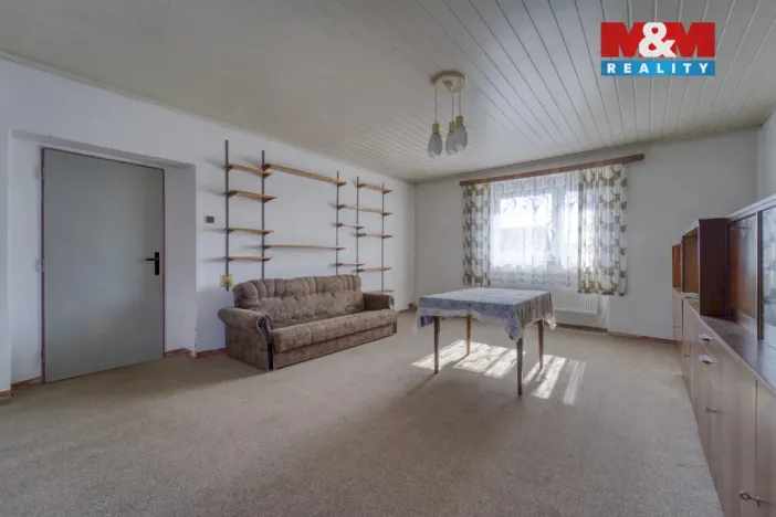 Prodej rodinného domu, Kladruby, Husova, 131 m2