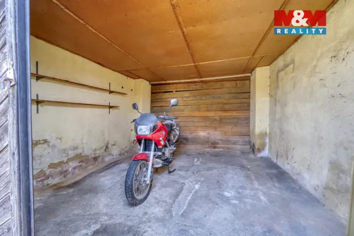 Prodej rodinného domu, Kladruby, Husova, 131 m2