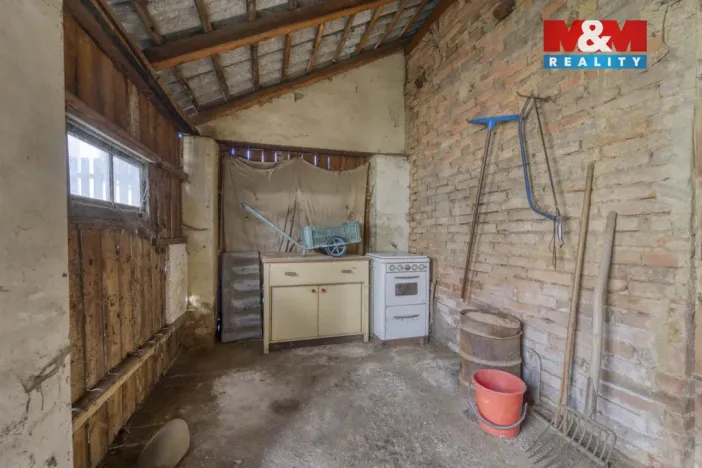 Prodej rodinného domu, Kladruby, Husova, 131 m2