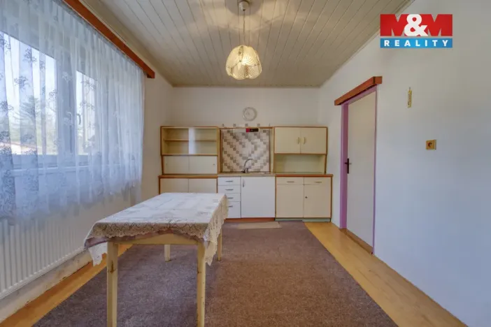 Prodej rodinného domu, Kladruby, Husova, 131 m2