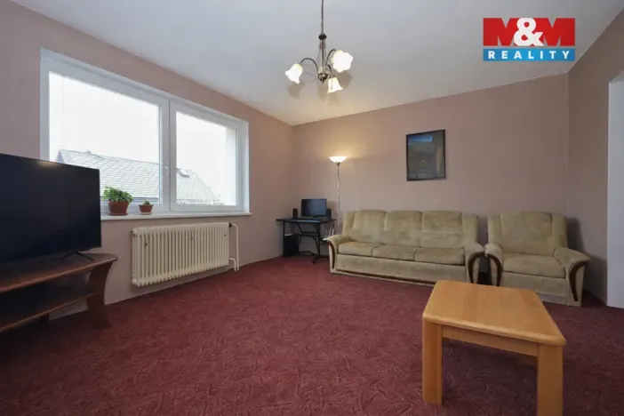 Prodej rodinného domu, Stáj, 250 m2