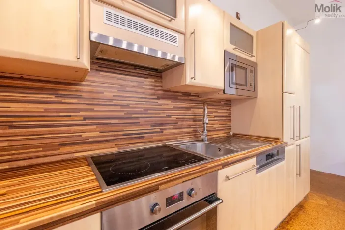 Prodej rodinného domu, Dubí - Běhánky, Palackého, 182 m2