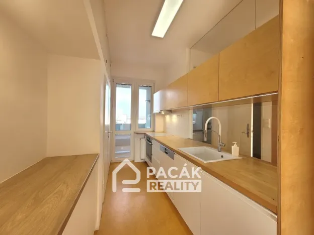 Pronájem bytu 3+1, Prostějov, nám. Padlých hrdinů, 84 m2