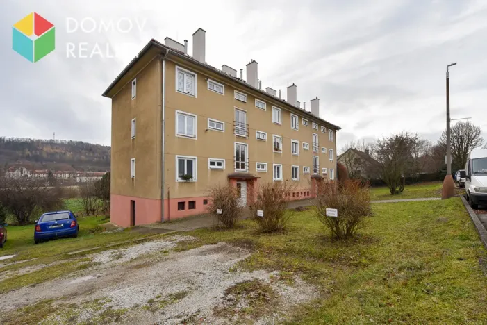 Pronájem bytu 2+1, Tmaň, Sídliště, 43 m2