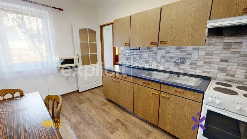 Pronájem bytu 1+1, Zlín, Kamenitá, 32 m2