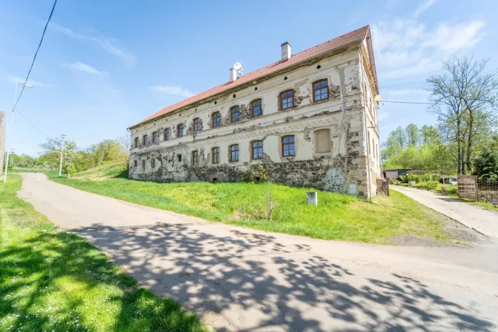 Prodej vícegeneračního domu, Habrovany, 600 m2