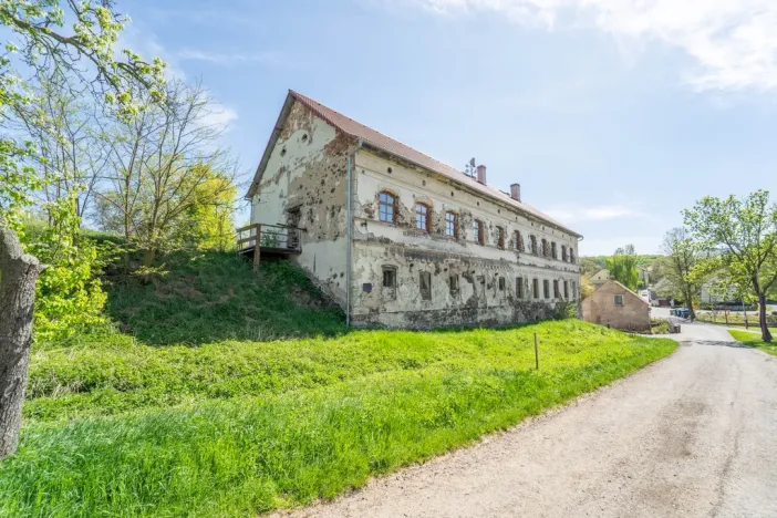 Prodej vícegeneračního domu, Habrovany, 600 m2