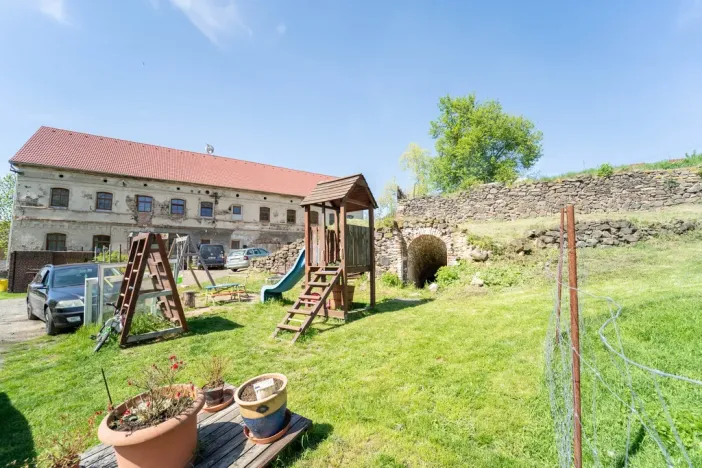 Prodej vícegeneračního domu, Habrovany, 600 m2