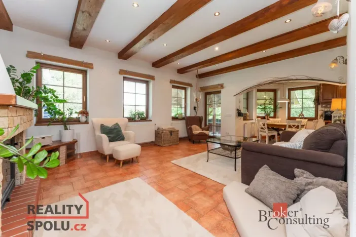 Prodej rodinného domu, Malonty - Jaroměř, 200 m2