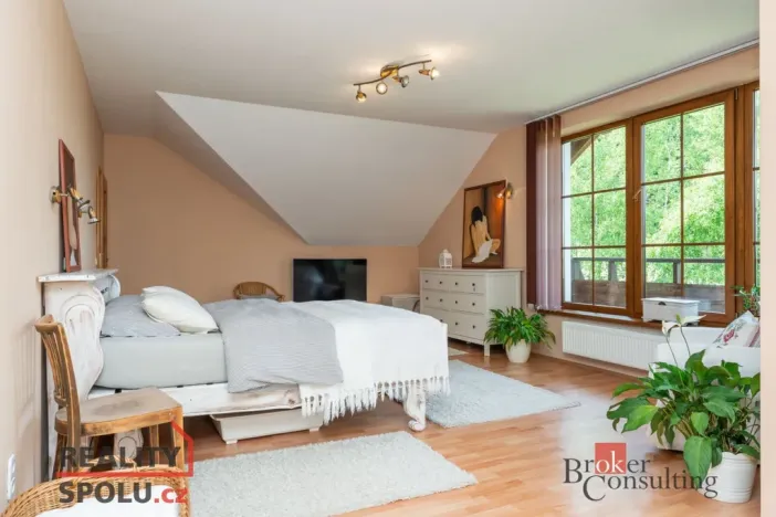 Prodej rodinného domu, Malonty - Jaroměř, 200 m2