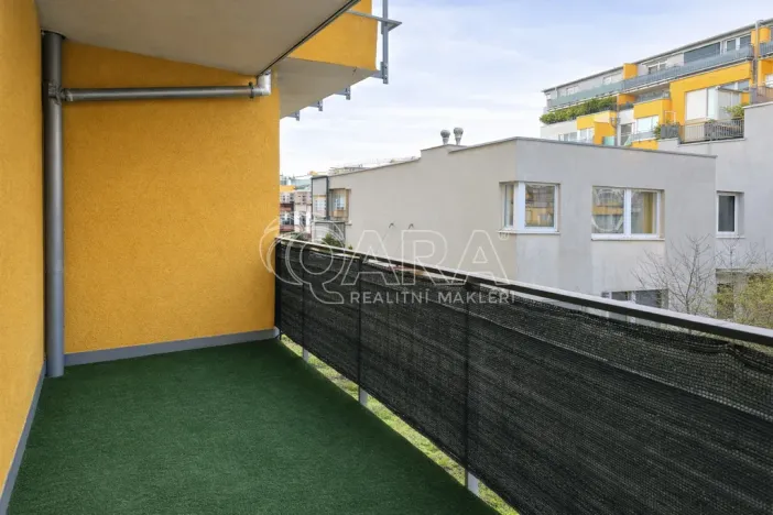 Pronájem bytu 2+kk, Praha - Vysočany, Pod Harfou, 52 m2