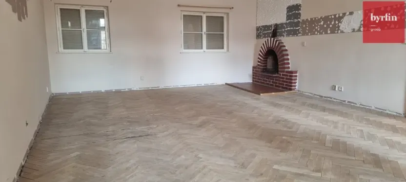 Pronájem bytu 2+kk, Opava, Dolní náměstí, 84 m2