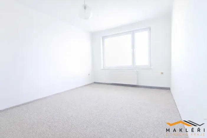 Pronájem bytu 3+1, Jindřichův Hradec - Jindřichův Hradec IV, Mládežnická, 79 m2